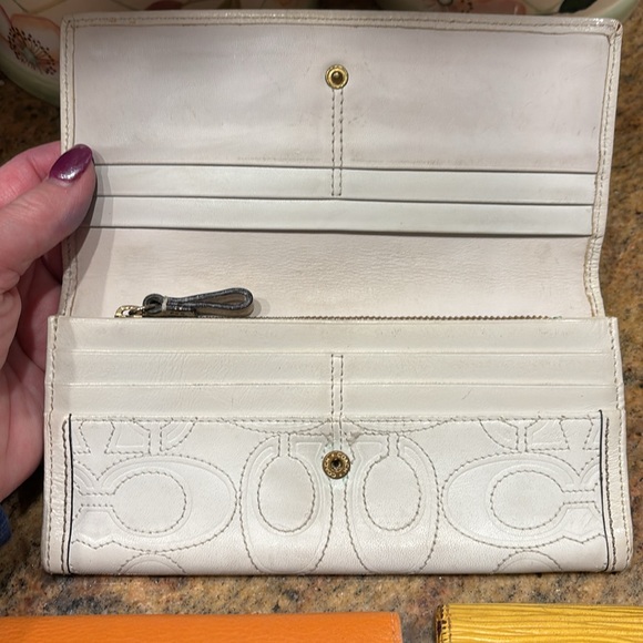 Lot of 4 wallets , LV, Coach, Ungaro, Furla - Picture 3 of 15